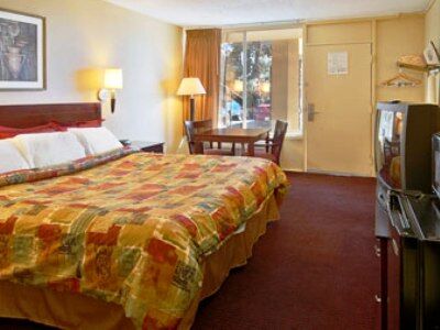 Americas Best Value Inn Orlando, Fl Williamsburg Phòng bức ảnh